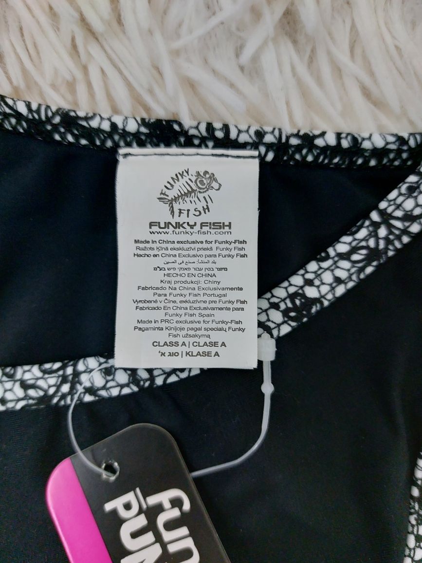 Продам купальник