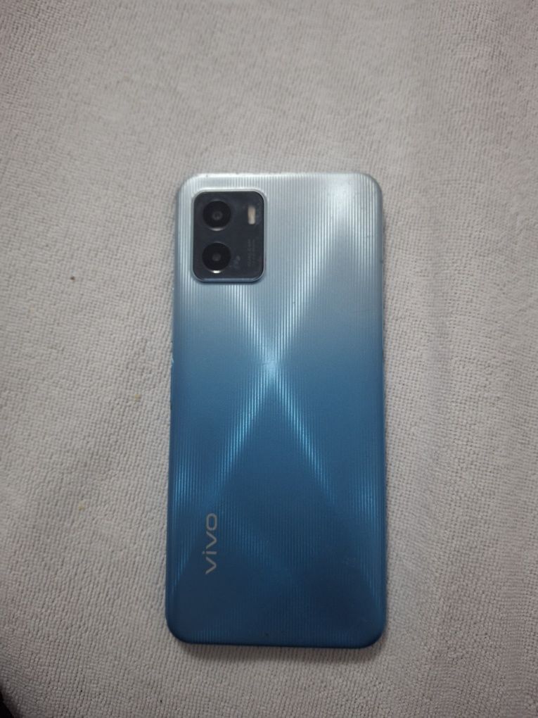 продам vivo y15s

32 гб памяти,

задний корпус в отличном состоянии, д