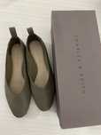 Срочно продам балетки Charles and Keith оригинал