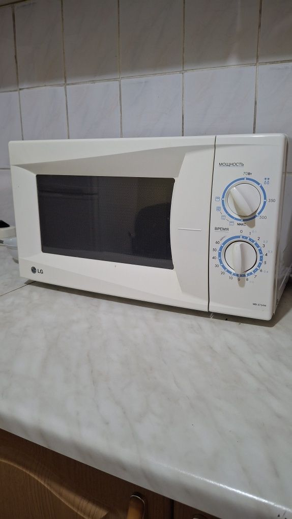 Микроволновка LG