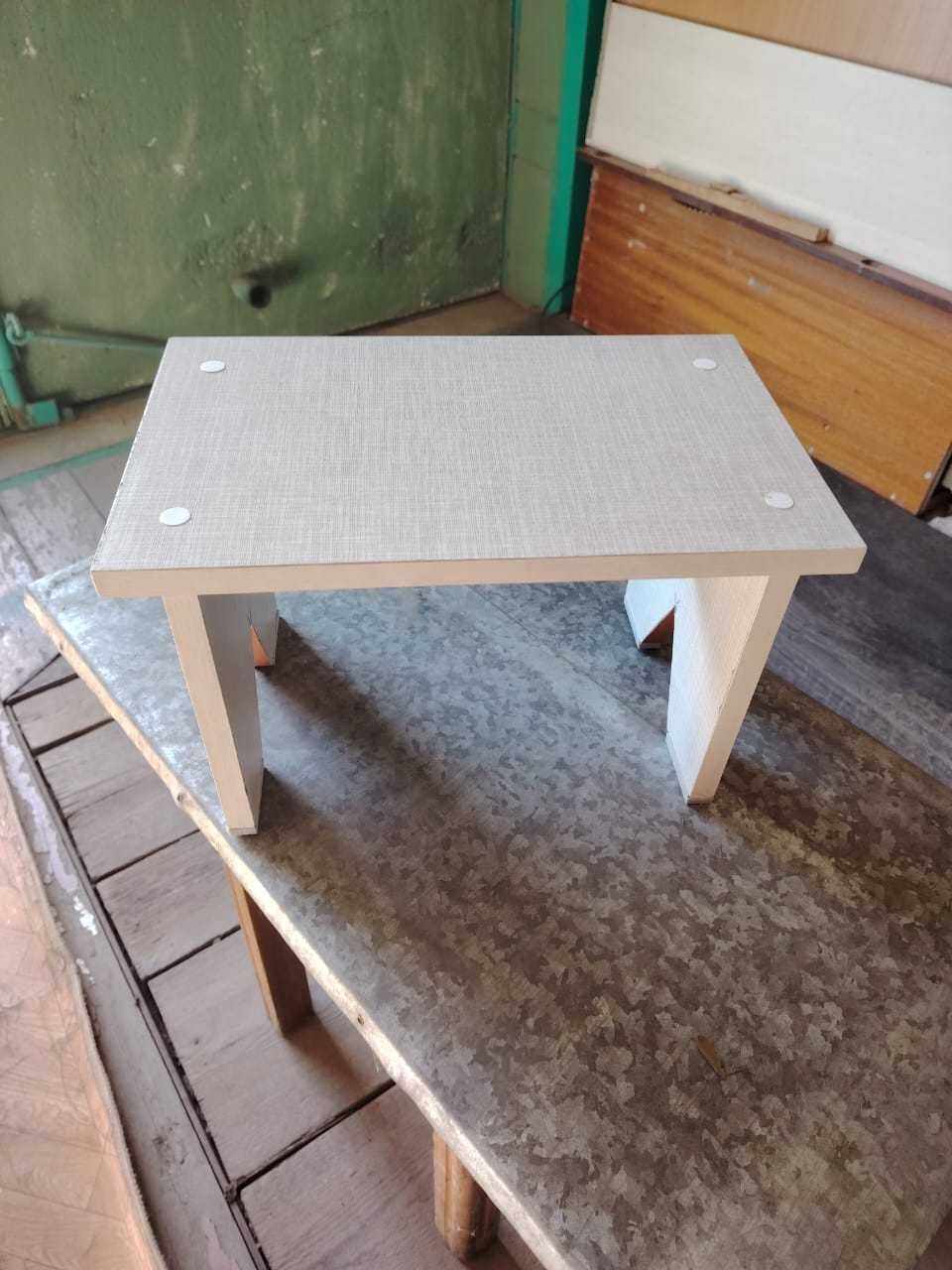 Стульчик садовый (низкий табурет)