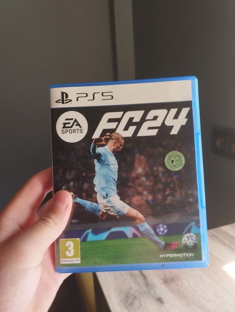 Диск игры FC24 для PS5