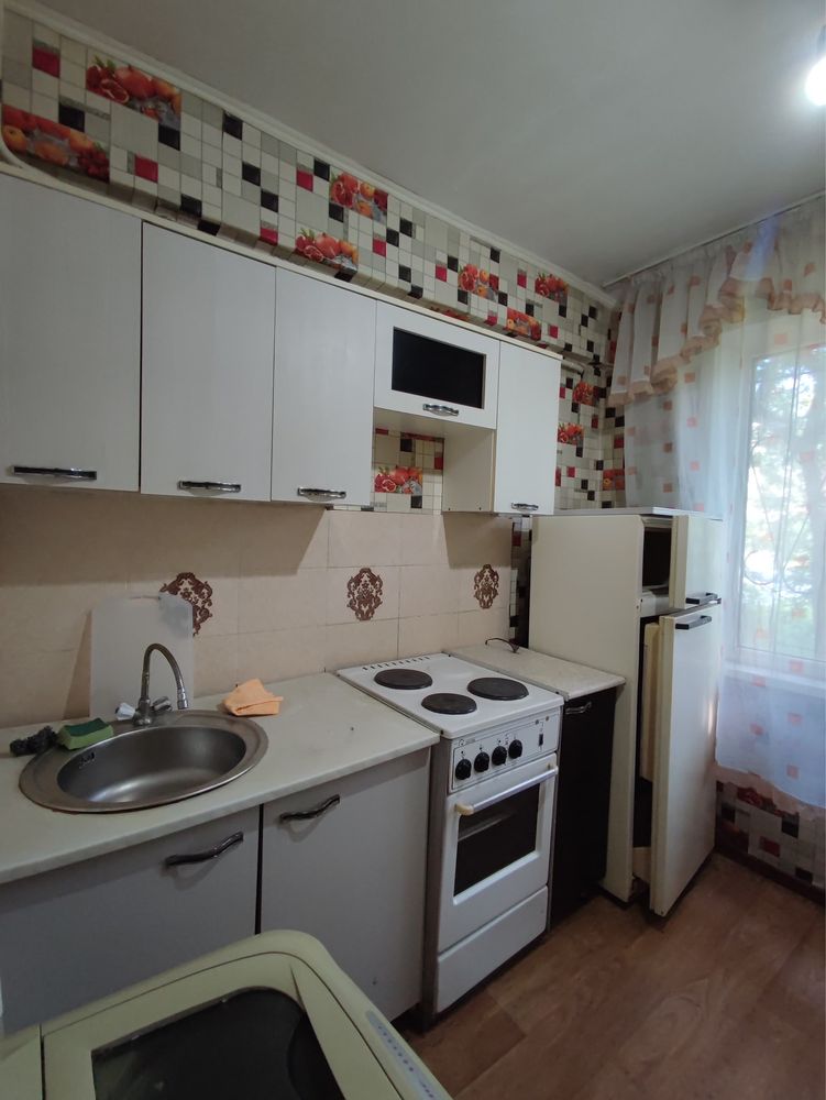 Полноценная полуторка · 30.3 м² · 1/5 этаж, Новаторов