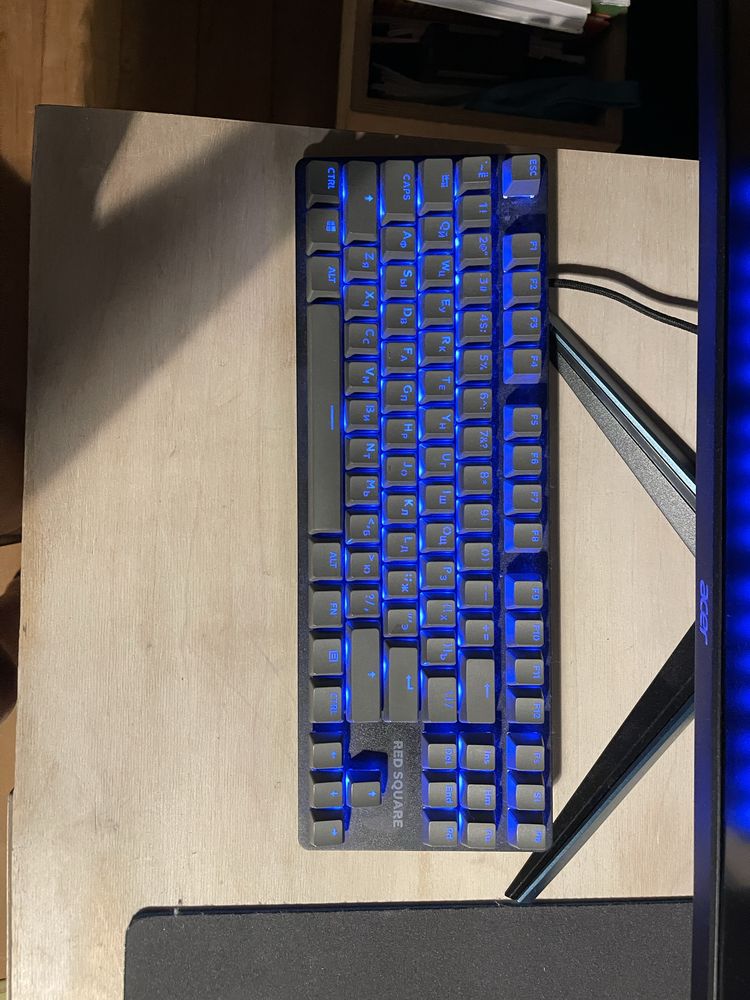 Red Square Keyrox tkl