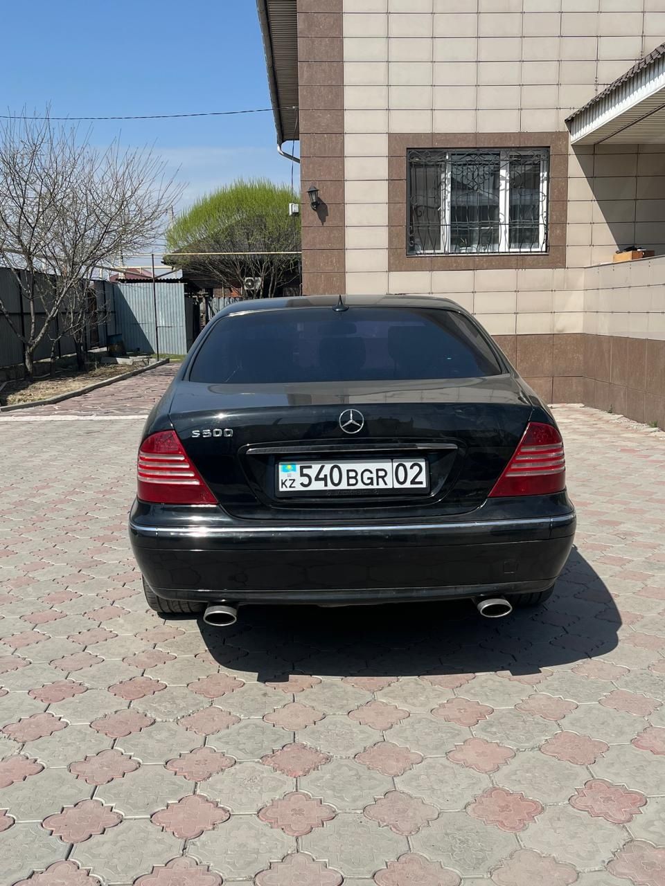 Продам бампера мерседес W220