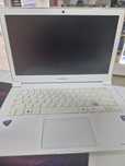 Samsung NP900S3G  в хорошем состоянии