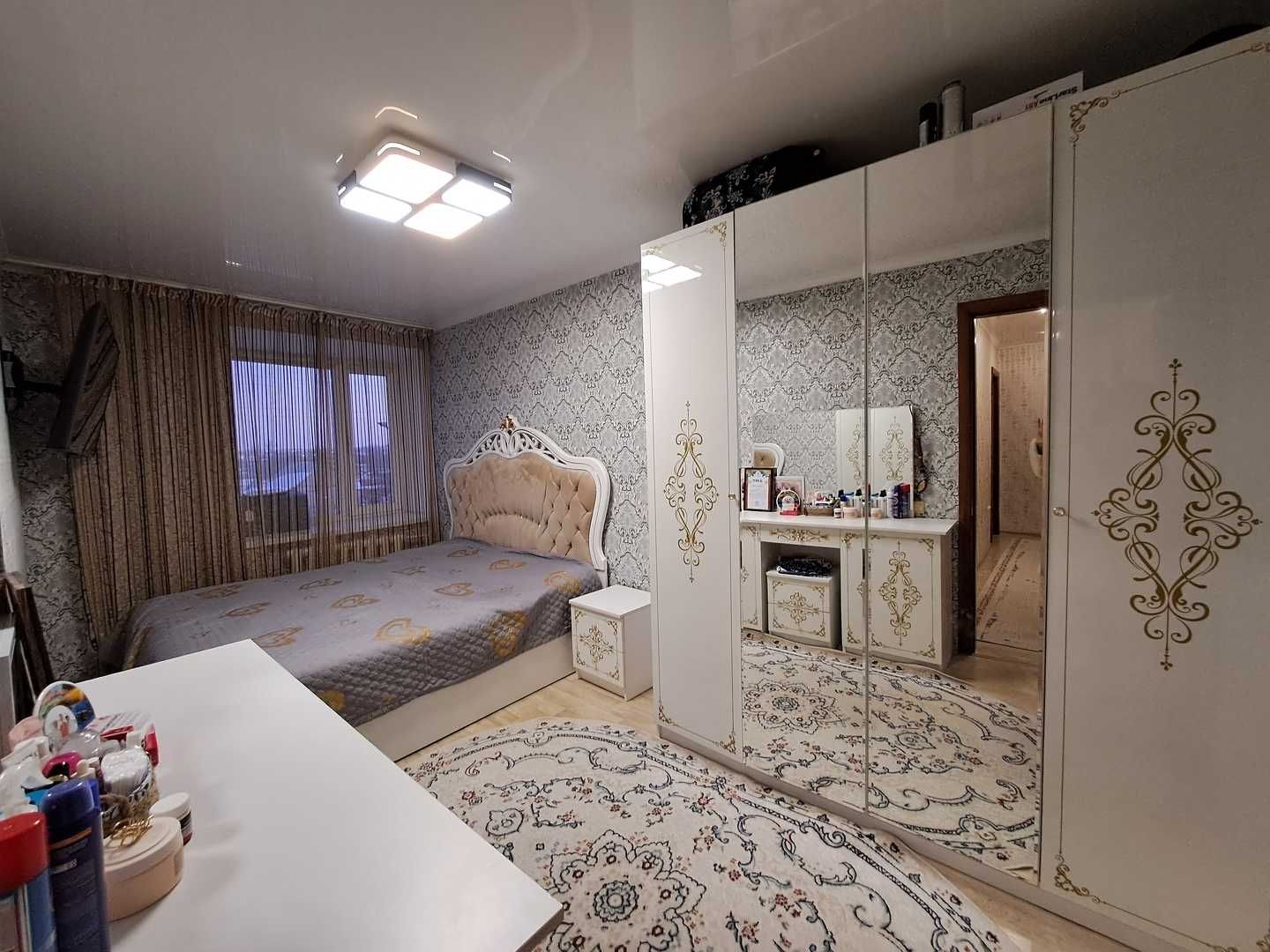 Продам 4х комнатную квартиру на КСК