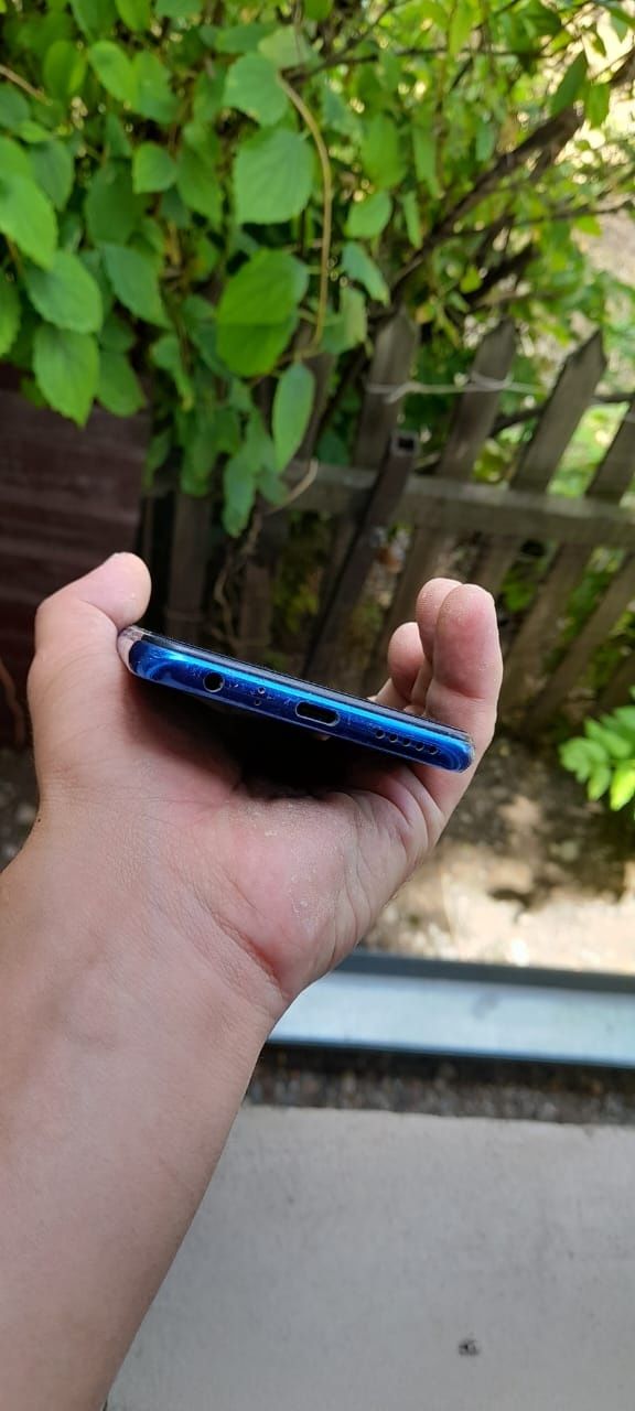 Продам Redmi Not 8/64g