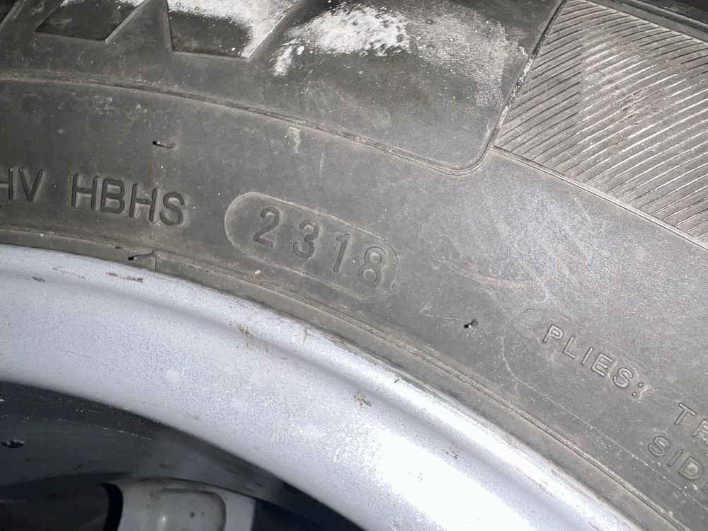 Диски + резина на Ниву