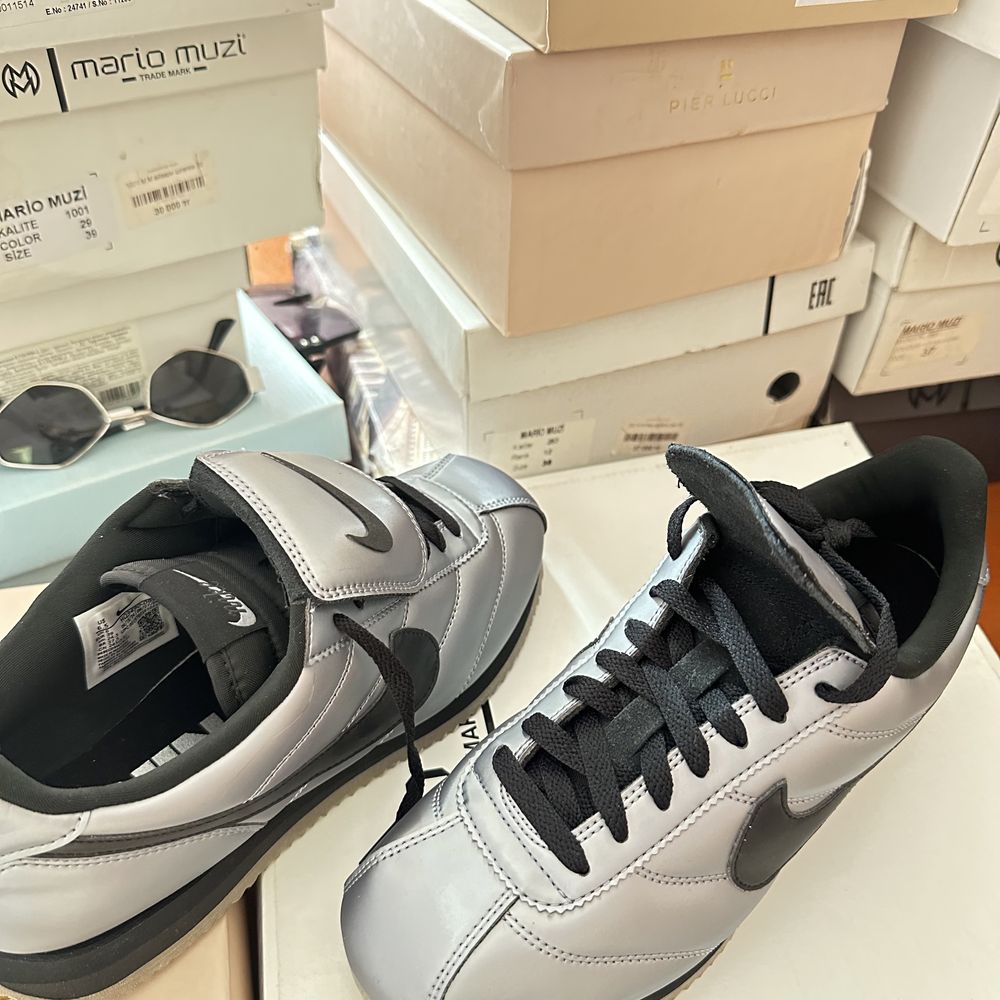 Красовки nike оригинал из Франции