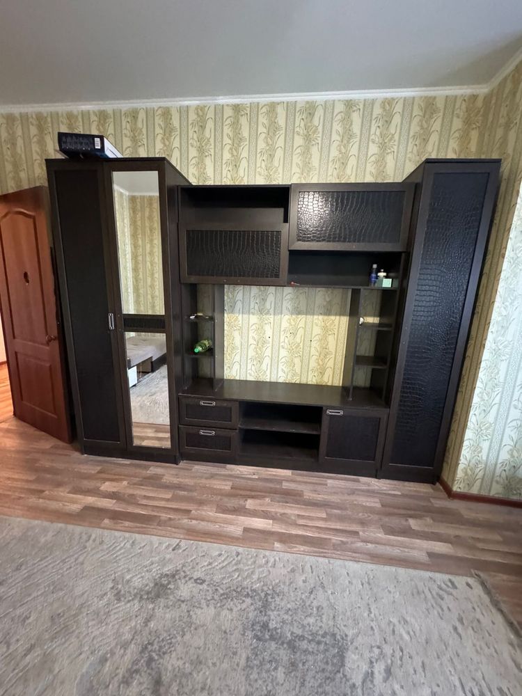 Шкаф для гостиной