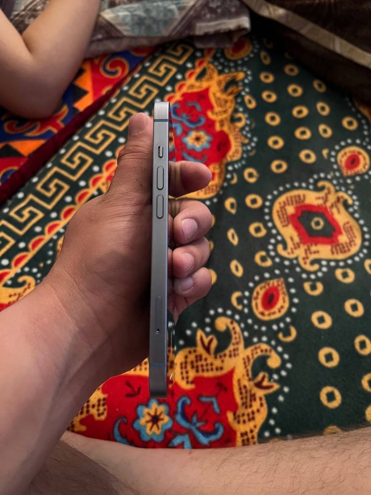 Iphone 14 128gb 80akb