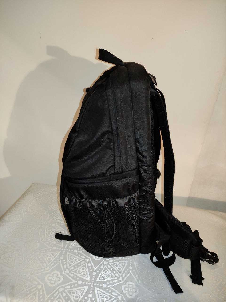 Рюкзак Lowepro Fastpack 350 черный