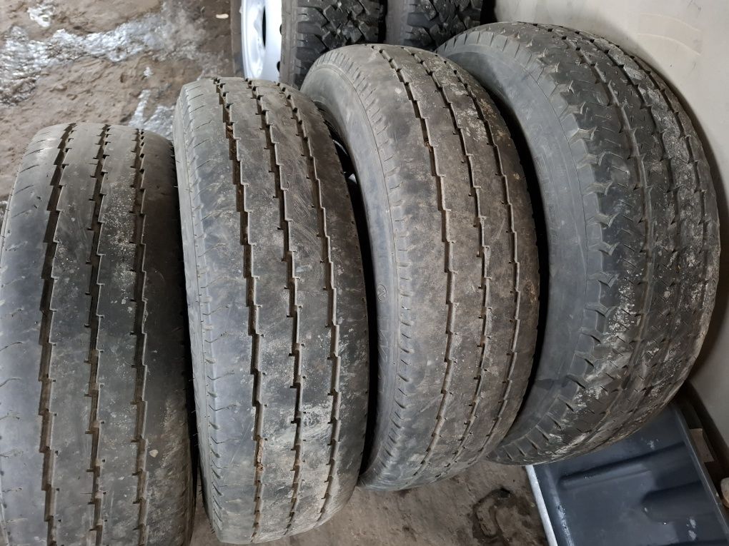 Диски с шинами на ниву