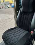 Темные галстуки на сиденье Toyota Prado 120 gx470
