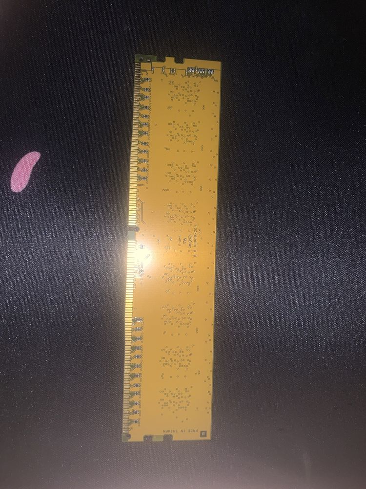 Оперативная память Zeppelin на 4 гб DDR4