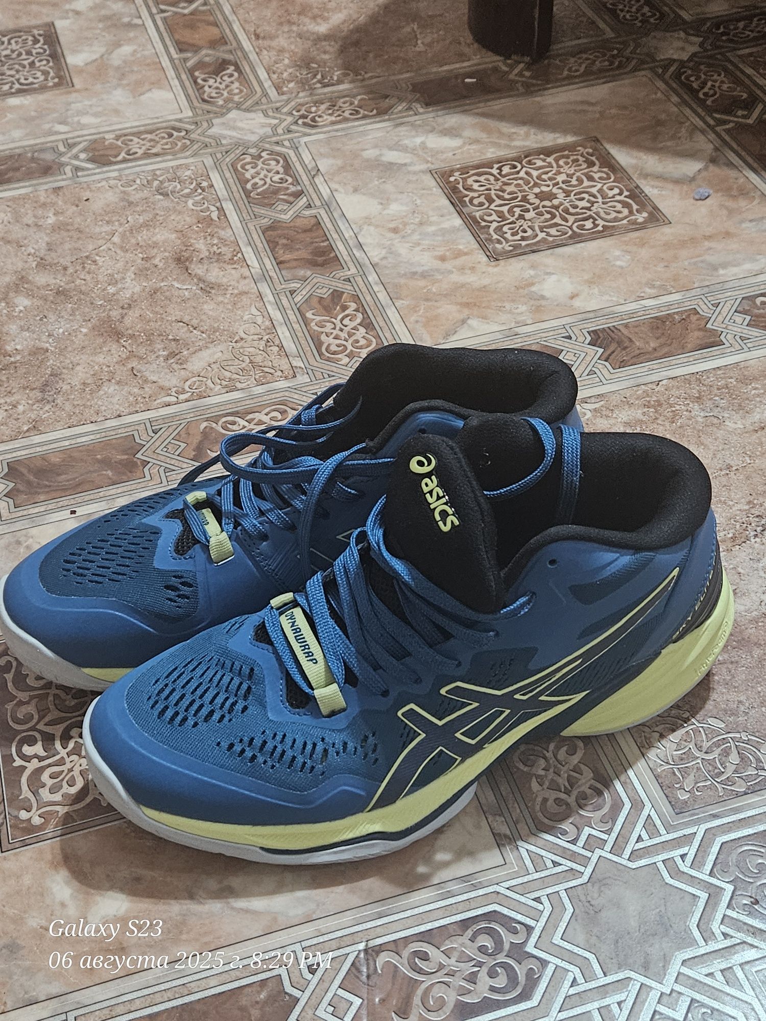 ASICS состояние как новый