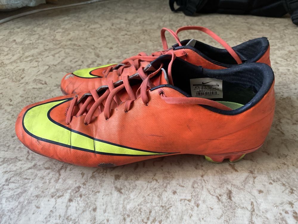 Продам бутсы Nike Mercurial