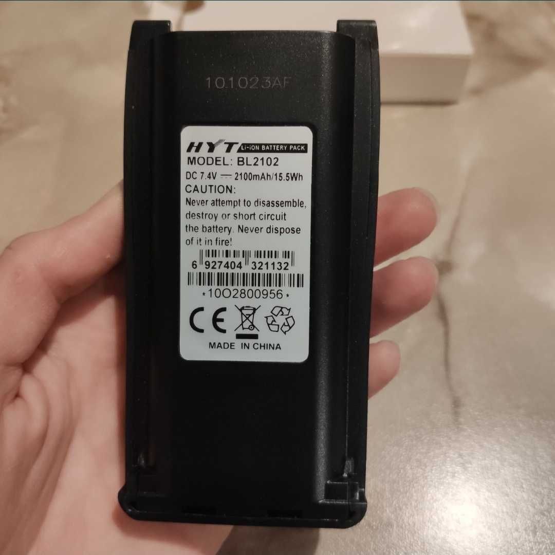 Зарядное устройство на рацию  HYT, I-com, Kenwood
