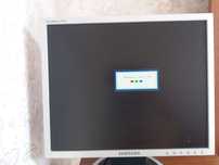 Продам  монитор рабочи  Samsung 740n