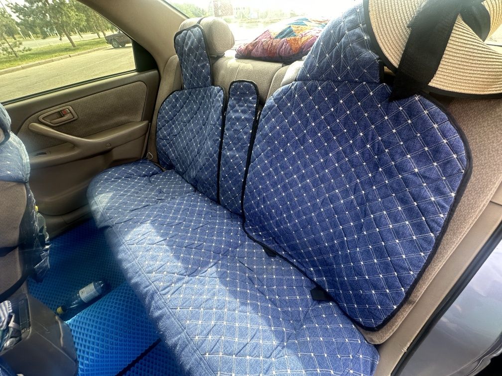 Toyota Camry 25.