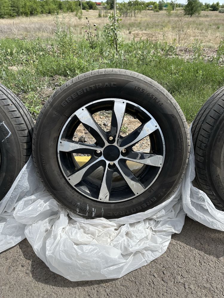 Диски с резиной 185/65/14 в сборе