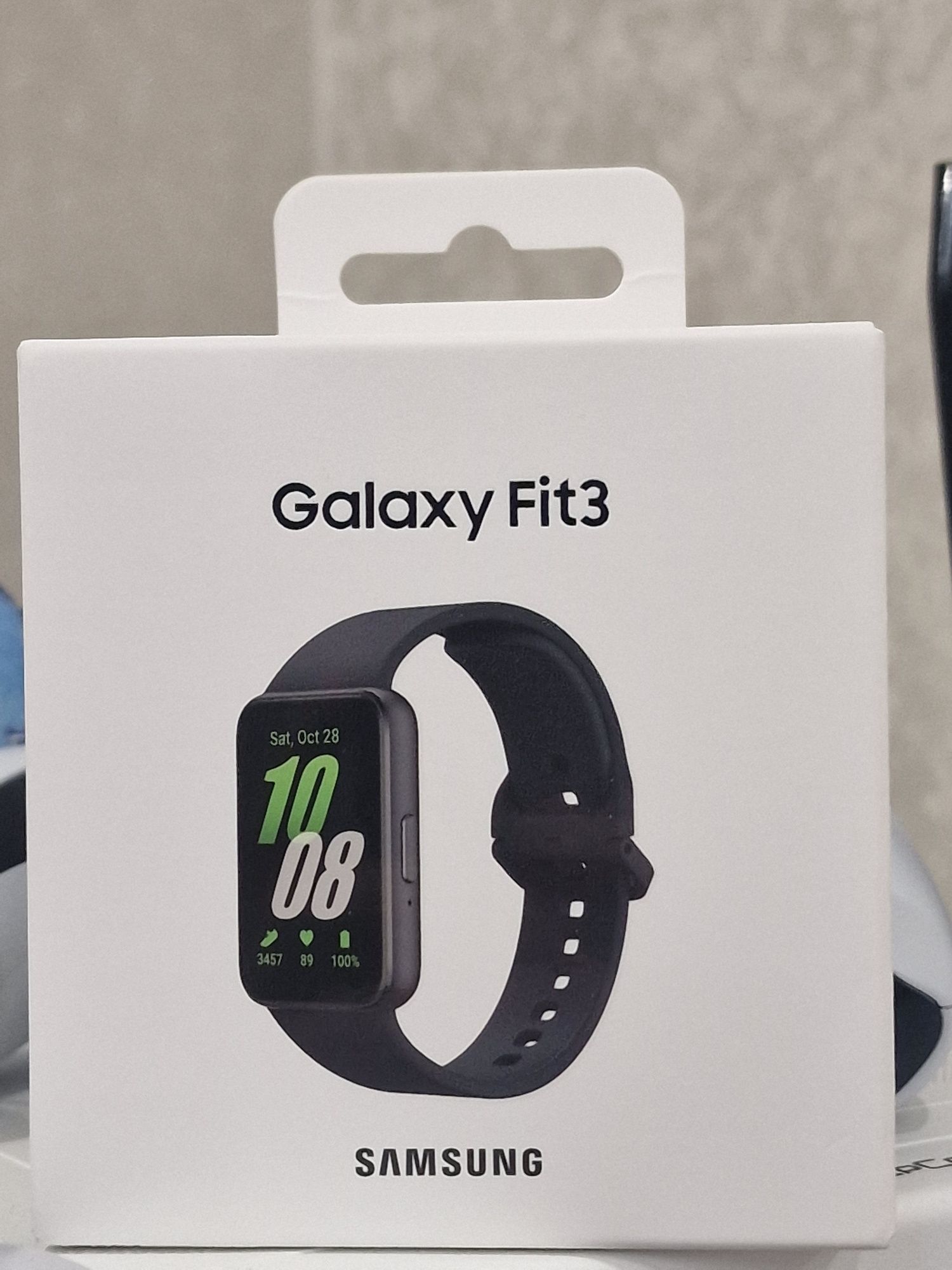 Продам  часы Samsung Fit3 , НОВЫЙ ЗАПЕЧАТАННЫЙ