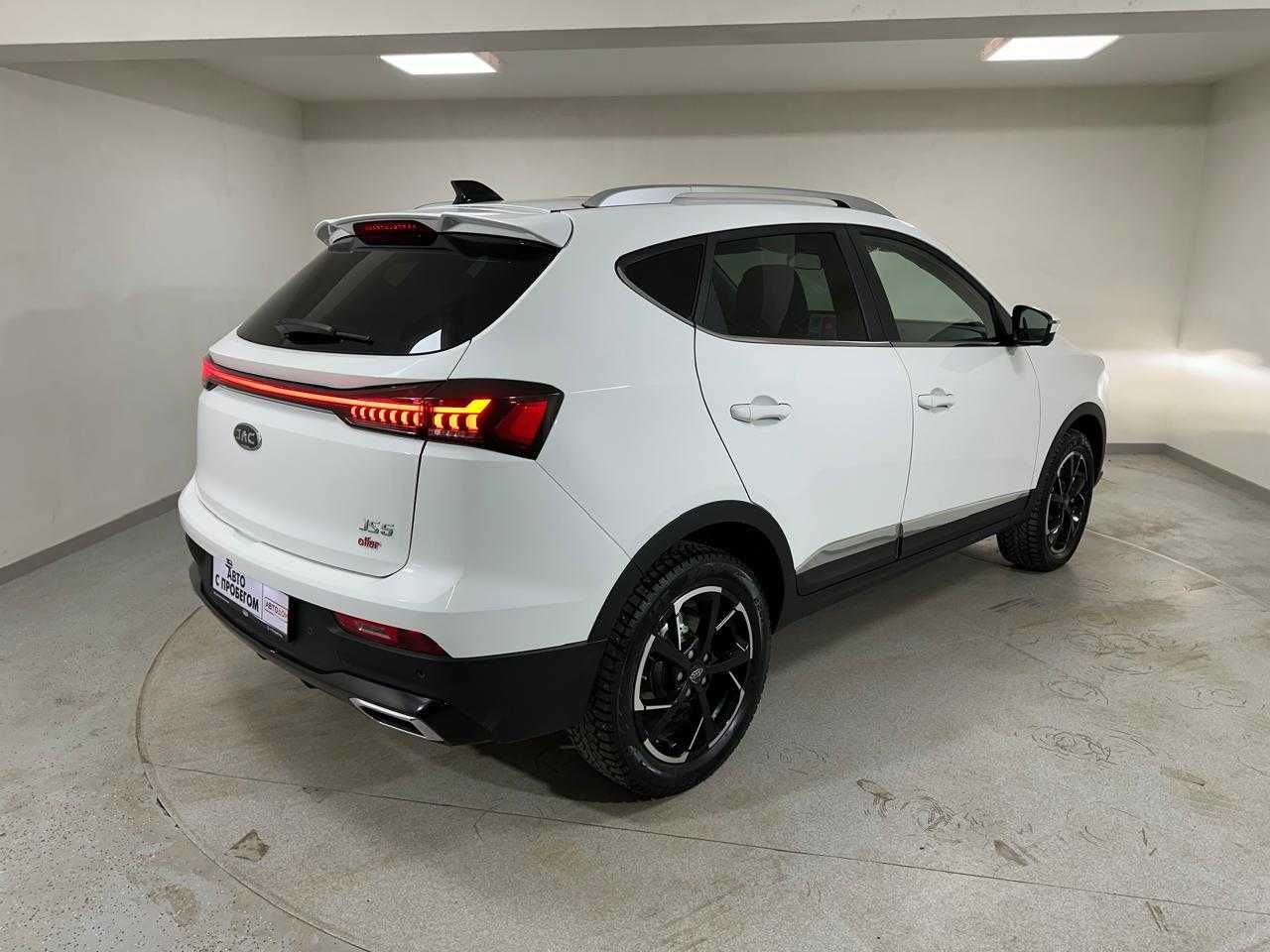JAC JS5 !Продам или обменяю на Ваш автомобиль!Возможен кредит!