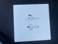 продам airpods 4 оригинал