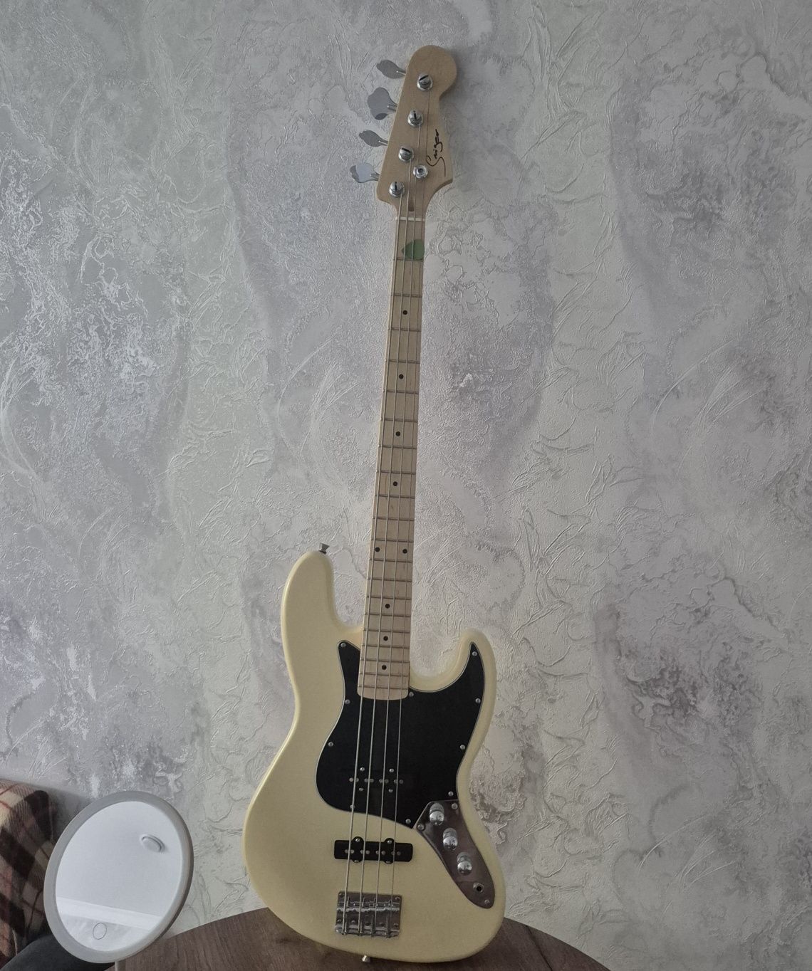 Бас-гитара Smiger Jazz Bass