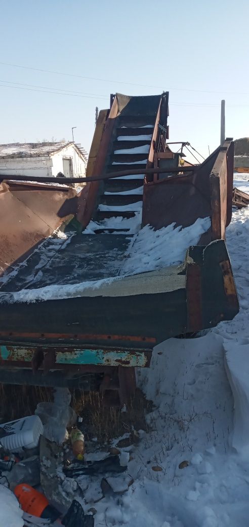 Продам буртоукладчик ТЗК-30