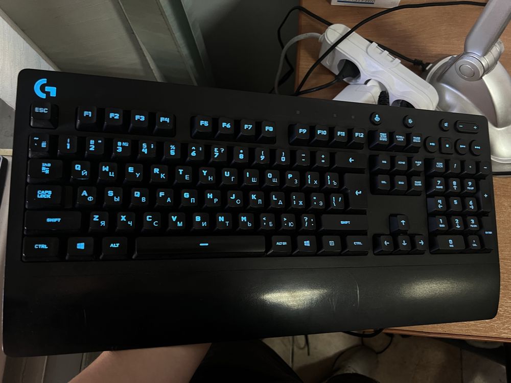 Клавиатуры игровые и офисные