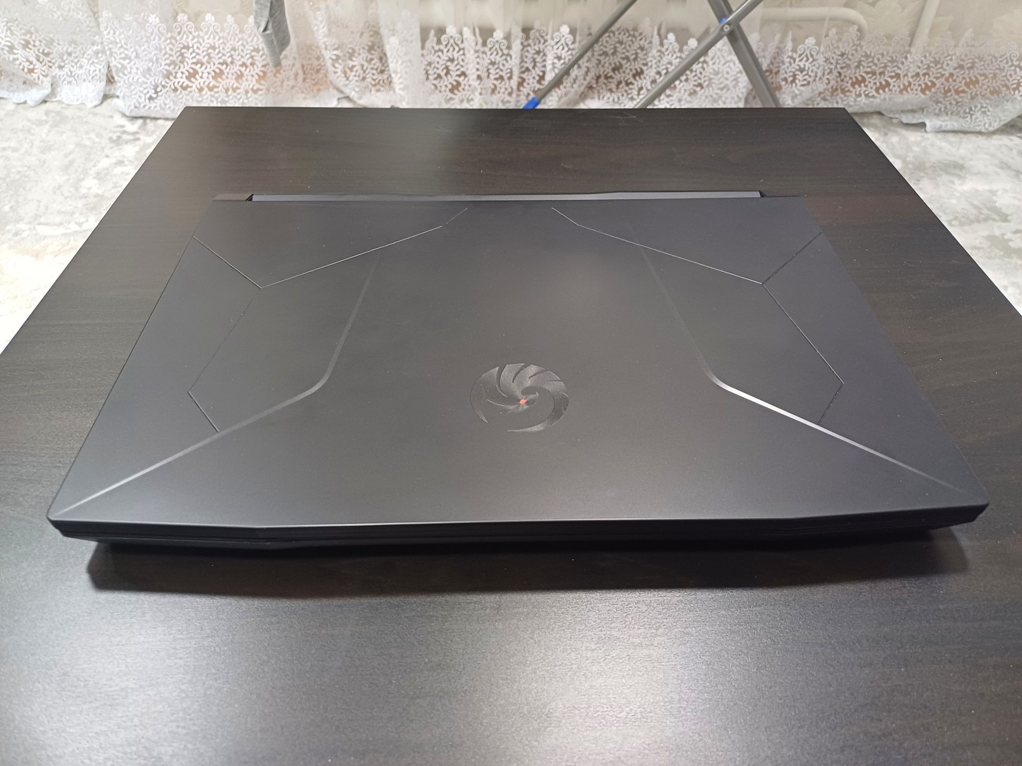 MSI Bravo 15 C7VE-037XRU
