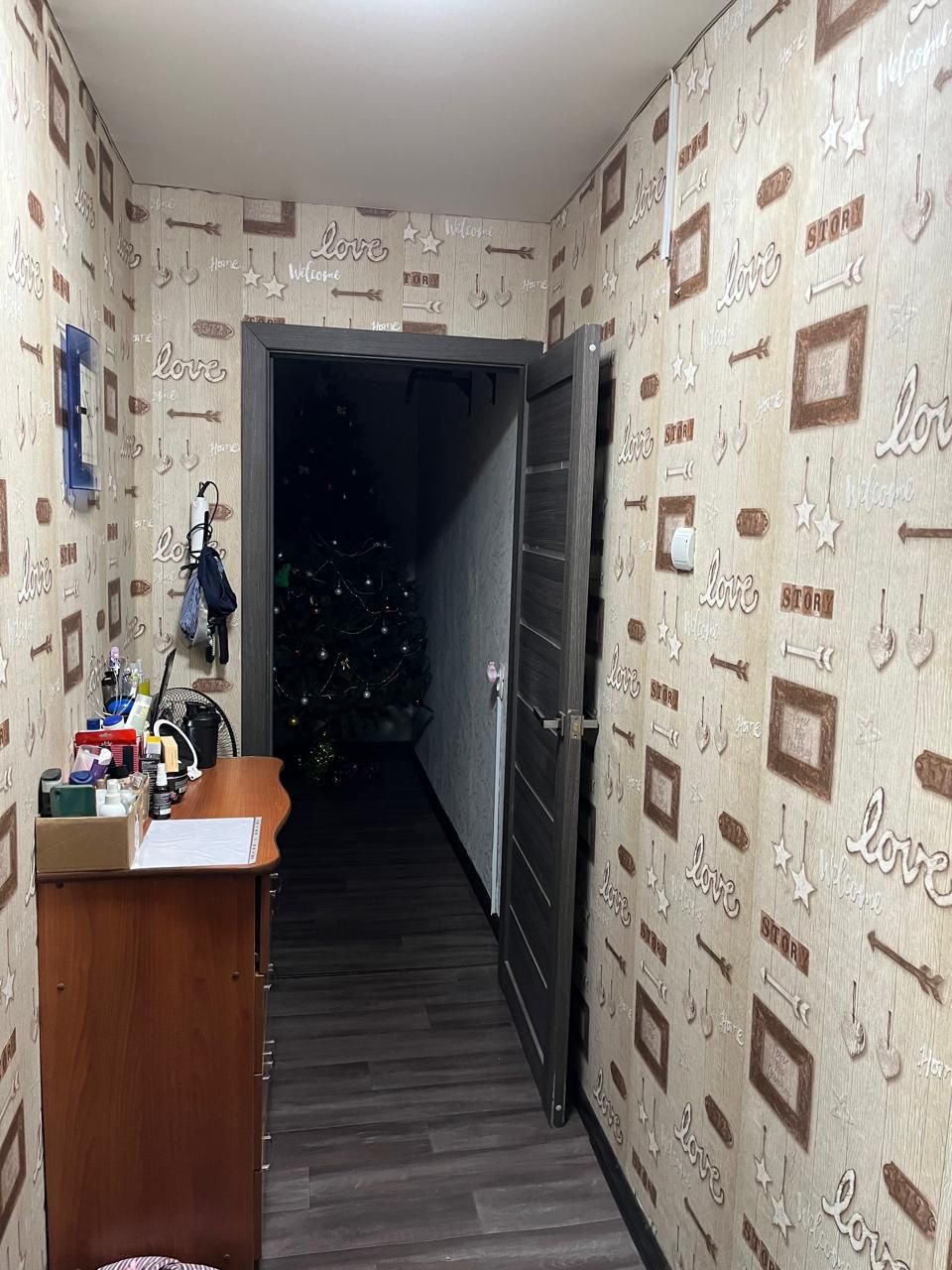 Продам 2ком район Уюта