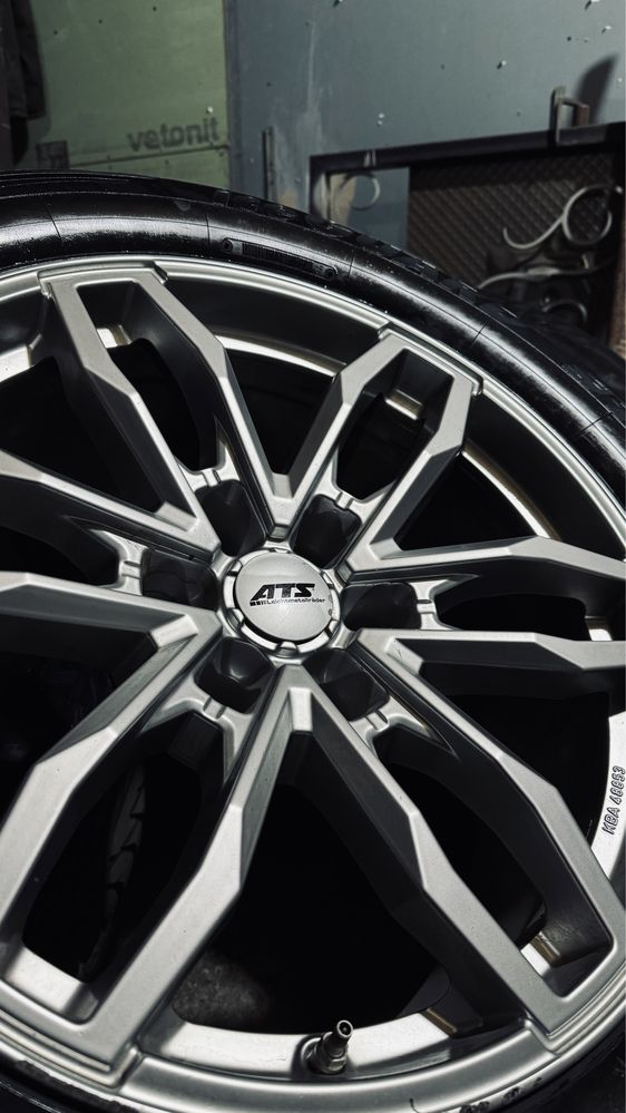 Nissan patrol,Infinity QX комплект диски оригинал