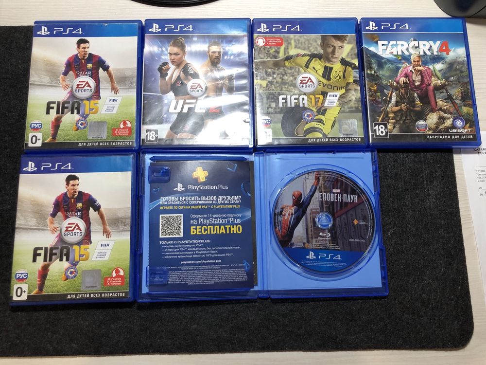 Playstation 4, 2 джойстика, 6 игр