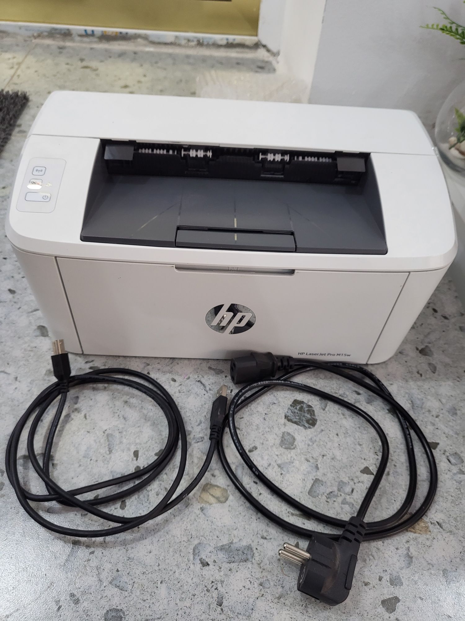 Принтер HP Laser Jet Pro M15w