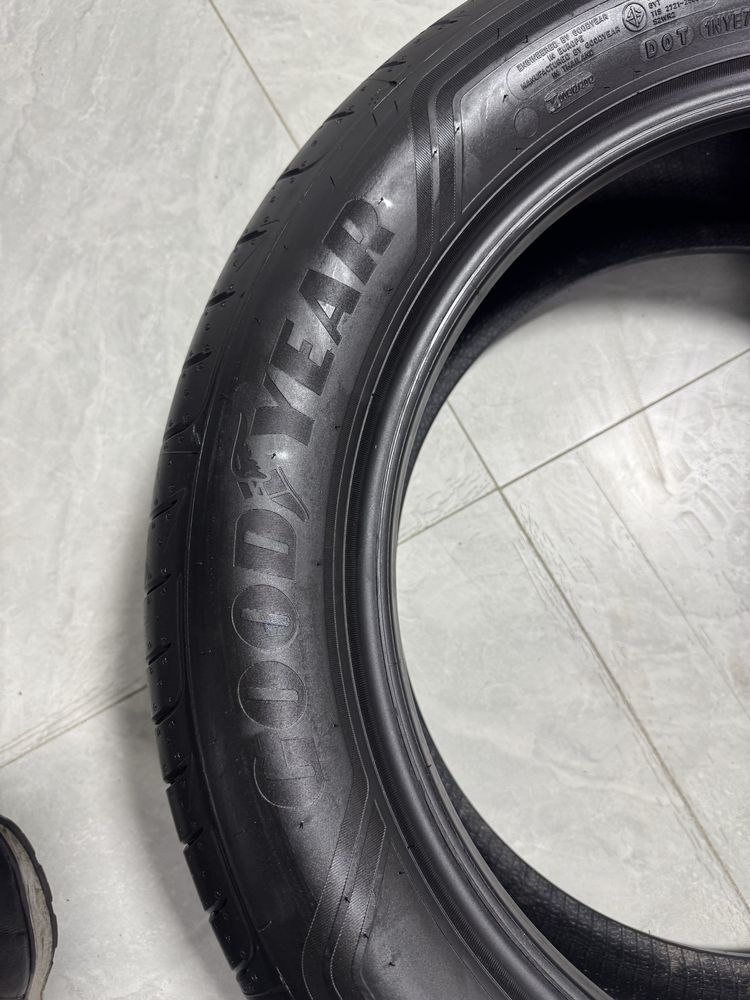 235.55R19 Goodyear летние новые шины