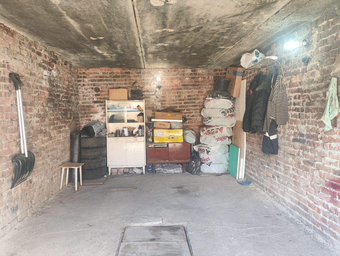 Продам гараж на Карабахе
