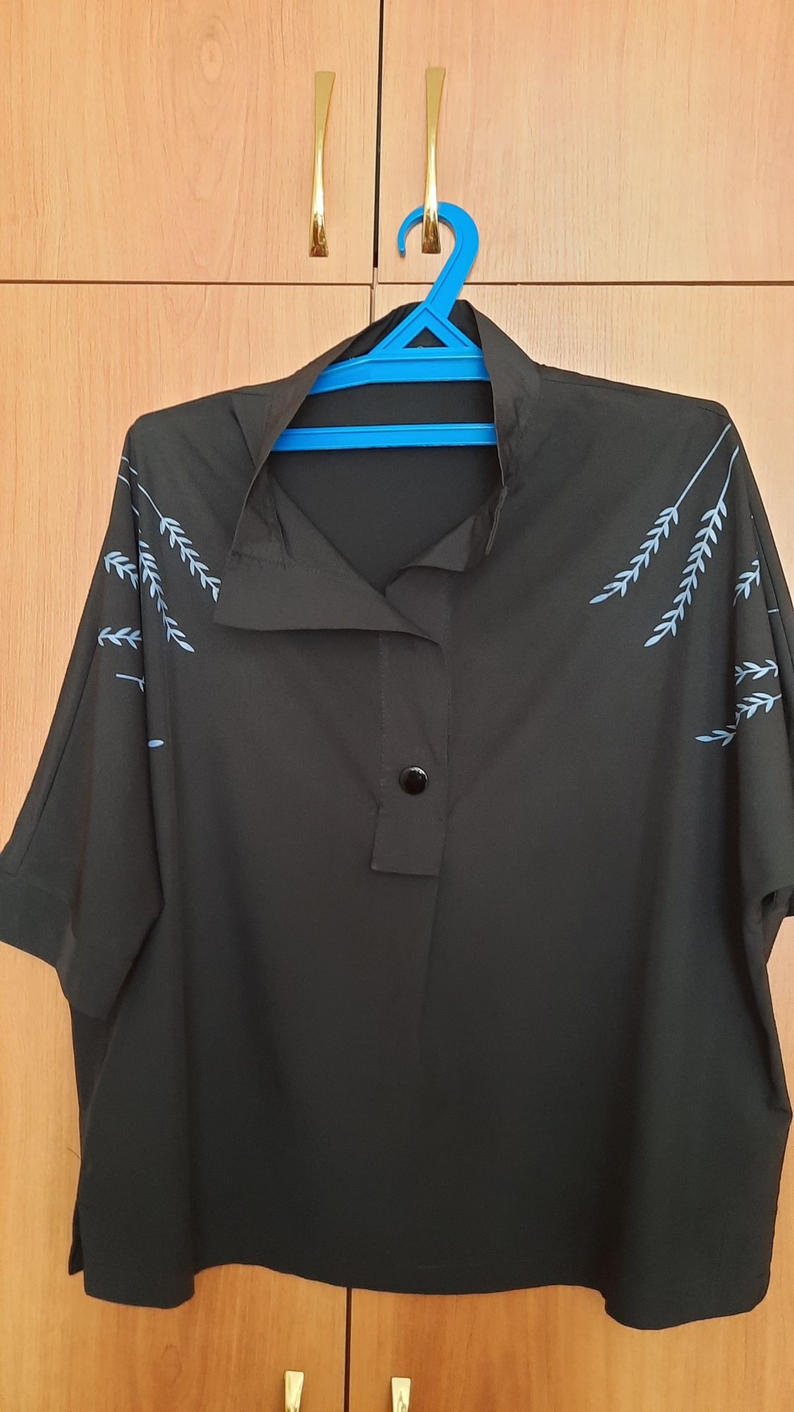 Продам женские вещи р.54