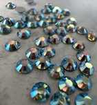 Продам стразы Swarovski
