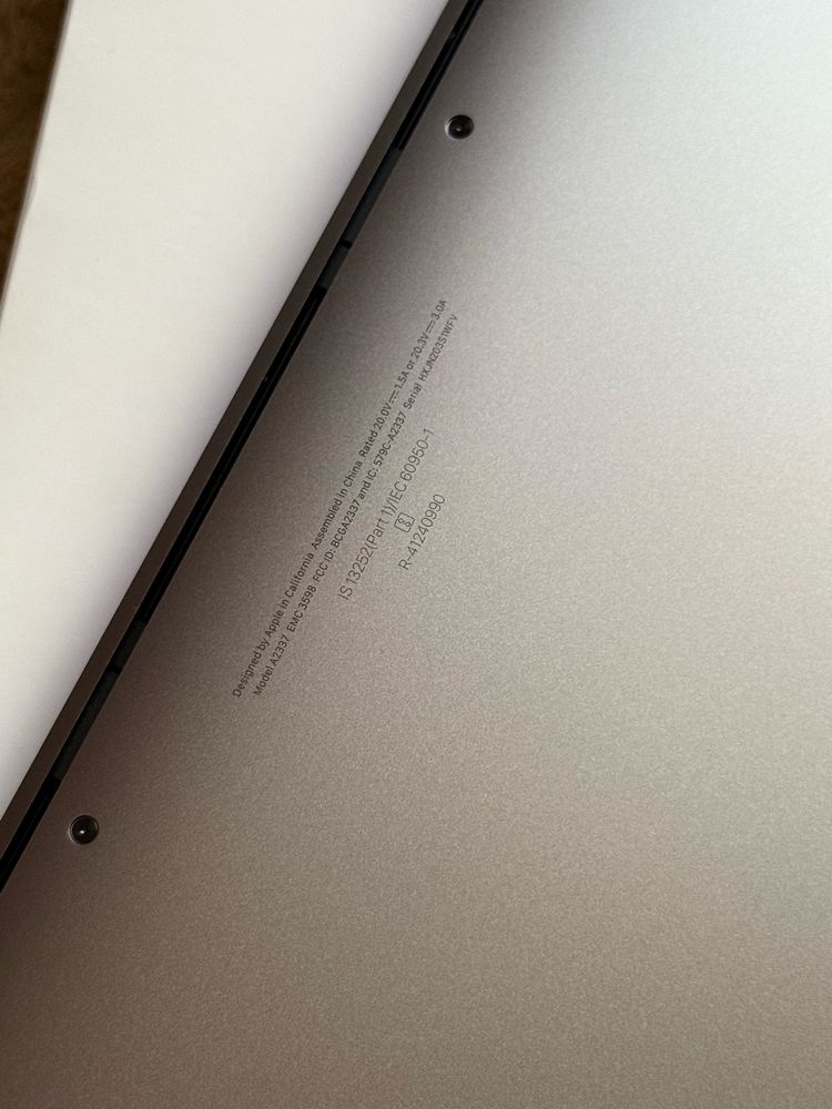 Macbook Air 13-inch M1