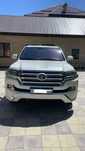продам автомобил Toyota Land Cruiser 200