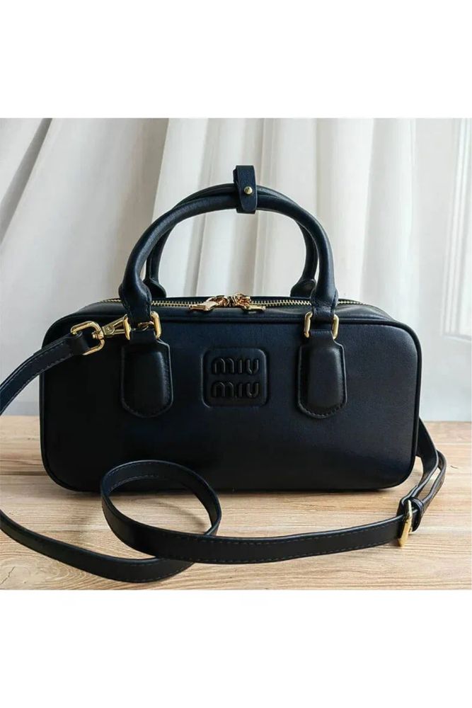 Черный сумаа miu miu