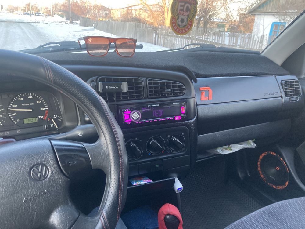 Продаю Vw vento 1.8 моно