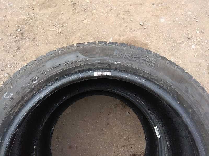 Шины 235/45 R17 - "Pirelli" (Румыния), летние.