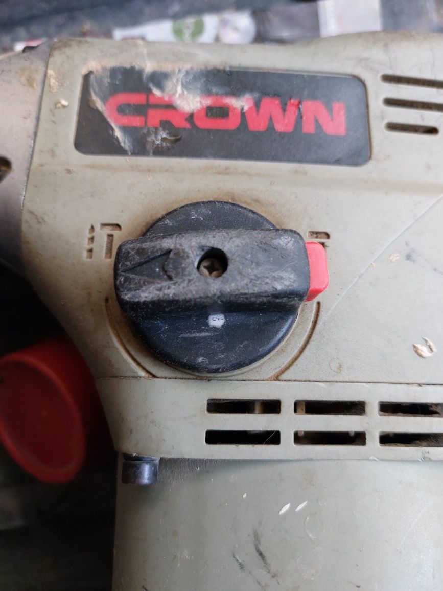 Перфоратор   CROWN