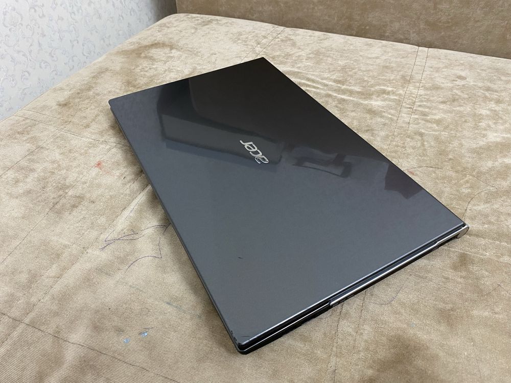 Мощный ноутбук Acer