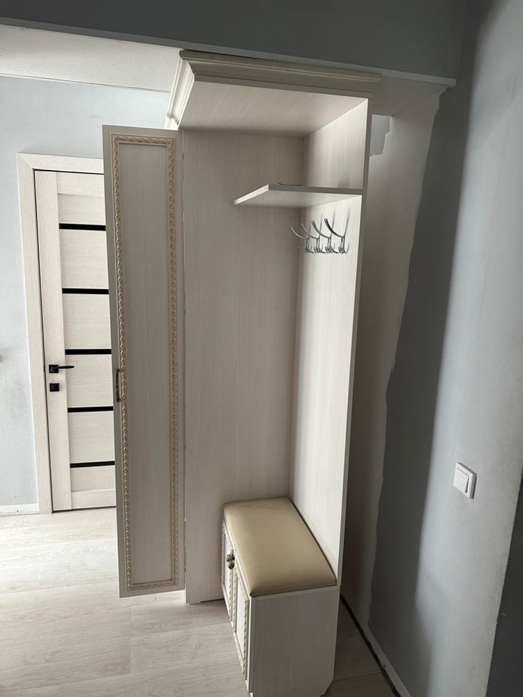 Продам прихожку