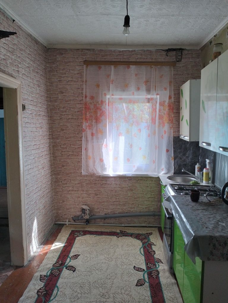Срочно.Продам  дом в центре поселка или обменяю на равноценное авто